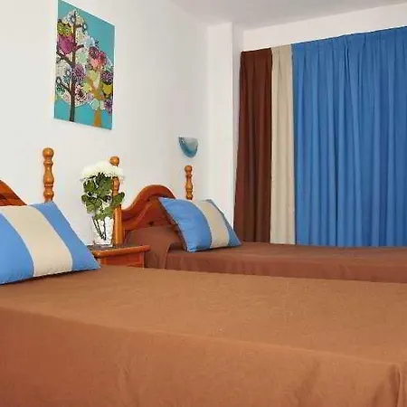 Comodoro * Los Cristianos (Tenerife)